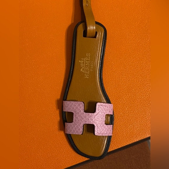 NEW HERMÈS ORAN NANO CHARM PINK - Picture 11 of 16